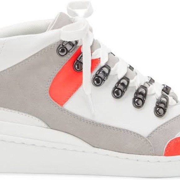 Vince Camuto SAMPHY HIGH-TOP SNEAKER - Picture 5 of 14